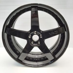 VAD VF-1 22" × 10.5J · 5x112 · ET40 · Glossblack