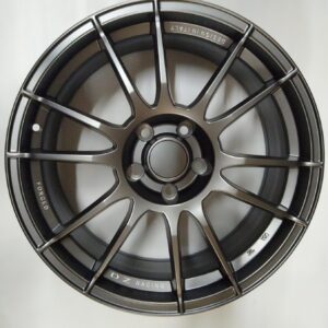 C015 18" × 8J · 5x114.3 · ET40 · Gunmetal