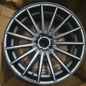 AE01T 20" × 10J · 5x114.3 · ET45 · Gunmetal