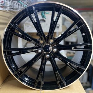 533 21" × 9J · 5x112 · ET30 · Black Machined Lip