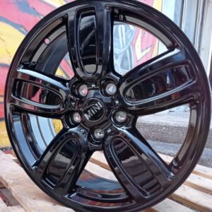 5173 17" × 7J · 5x112 · ET42 · Black
