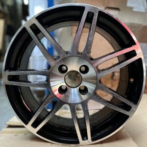 R100009 17" × 7.5J · 4x100 · ET35 · Black M
