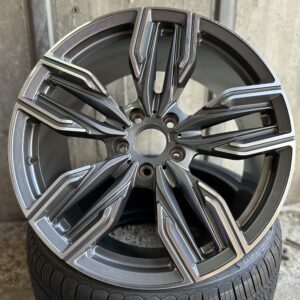 923 19" × 9.5J · 5x120 · ET35 · Grey Machined