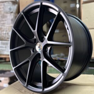 t98551 19" × 8.5J · 5x112 · ET45 · Matt Gm