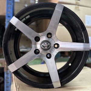 15T5017 15" × 7J · 5x114.3 · ET30 · MB