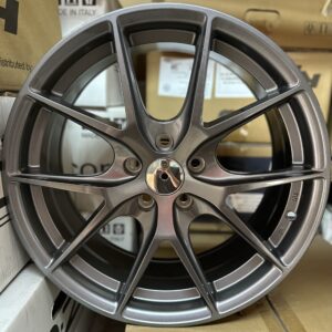H770D 17" × 7.5J · 5x105 · ET35 · Gunmetal
