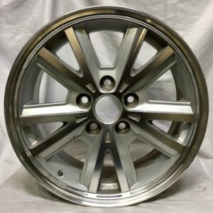 6b671 16" × 7J · 5x114.3 · ET39 · Silver Polish