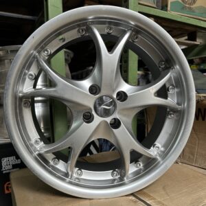 3557 17" × 7J · 4x100 · ET0 · Gunmetal