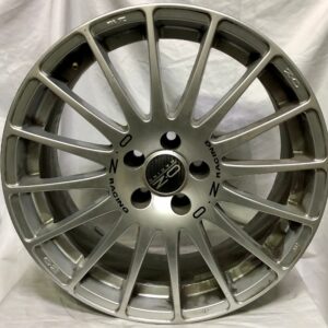oz2 17" × 8J · 5x114.3 · ET0 · Silver