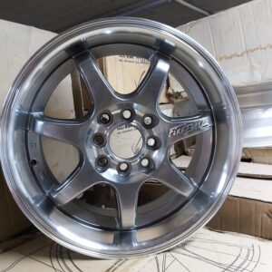 v12 15" × 6.5J · 4x100 / 4x114.3 · ET38 · Scmlp