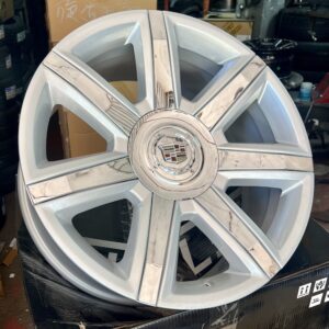 7006D 22" × 9J · 6x139.7 · ET24 · Silver+Chrome